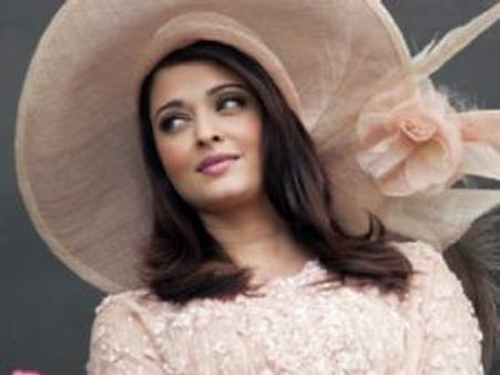 अमिताभ ने किया ट्वीट- प्रेगनेंट हैं ऐश्‍वर्या