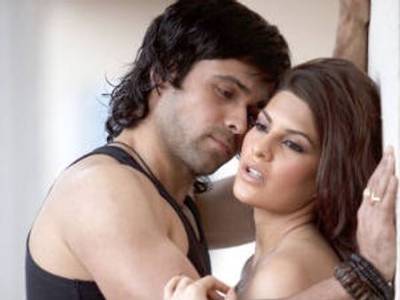 जैकलीन के सामने शरमा गये इमरान