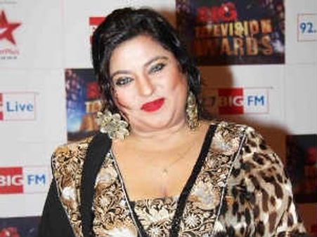 डॉली बिंद्रा का आयटम नंबर