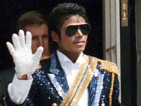 फिर याद आये पॉप म्यूजिक के बादशाह माइकल