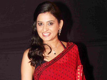 अक्षय की मम्मी को पसंद हैं स्मिता