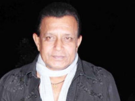 अस्पताल में अभिनेता मिथुन चक्रवर्ती
