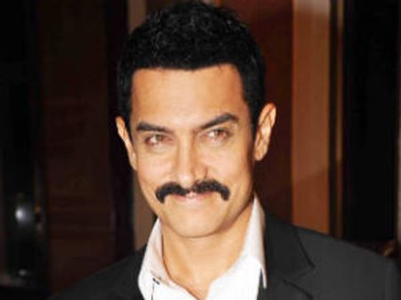 देल्ही बेली को लेकर फंस गये आमिर