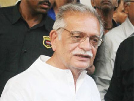 75 साल के गुलज़ार साहब का दिल आज भी बच्चा है