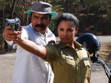 थियेटर से फ़िल्म निर्देशन तक का सफर पीयूष चक्रवर्ती