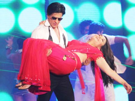 मुन्नी, शीला और धन्नो के बाद रा-वन की छम्मक छल्लो करेगी धमाल