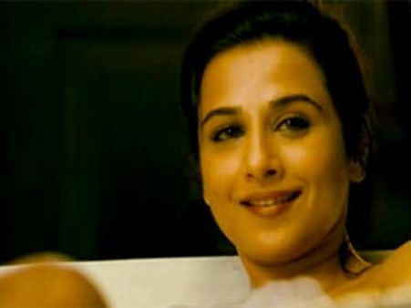 अमिताभ बच्चन की फिल्म में अब न्यूड होंगी विद्या