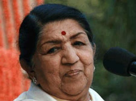 'भारतरत्न' लता मंगेशकर को जन्मदिन मुबारक
