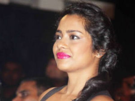 शहाना गोस्वामी हुईं मालफंक्शन की शिकार