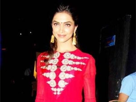 दीपिका अपनी लाइफ में सेट हो जाएं तो मुझे खुशी होगी : रणबीर