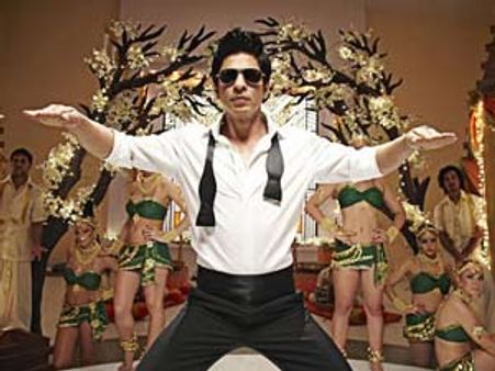 रॉ वन से मैं कोई मार्केटिंग गुरू नहीं बन गया : शाहरूख खान