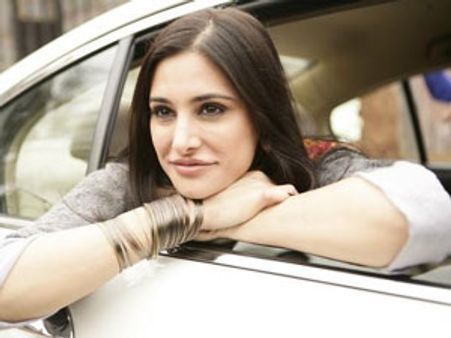 रणबीर ने नरिगस को दिया हवा में बादलों के बीच बर्थडे सरप्राइज