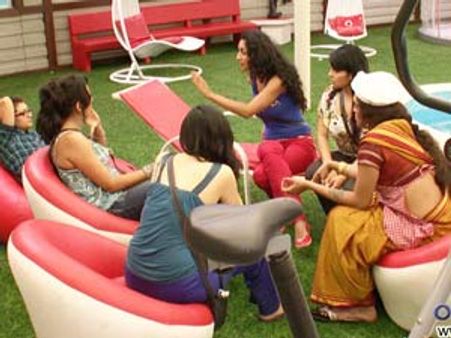 बिग बॉस में दीवाली पर नहीं मिले दिल, जम कर हुई गाली गलौज