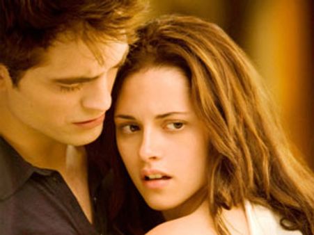 रॉबर्ट पैटिंसन और क्रिस्टीन स्टूअर्ट ने जिम में पसीना बहाया