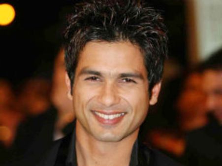 शम्मी और देव साहब को शाहिद देंगे श्रद्धाजंलि