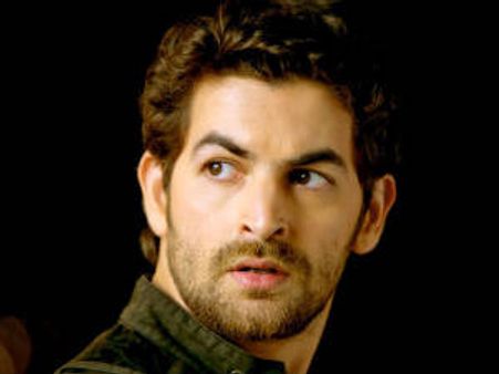 हॉलीवुड से काफी पिछे है बॉलीवुड