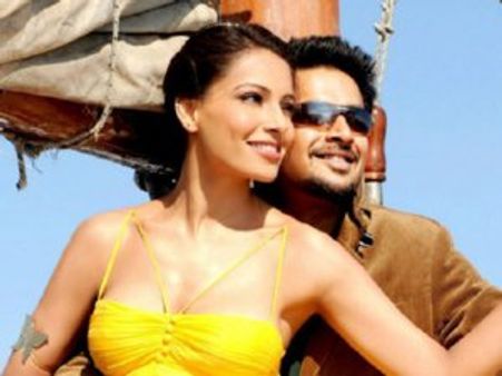 बिपाशा बसु चाहती हैं माधवन जैसा हसबैंड