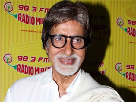 बाबूजी की कविताओं को आवाज देगें अमिताभ बच्चन!