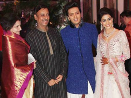 धूम-धाम से हुआ रितेश-जेनीलिया का संगीत समारोह