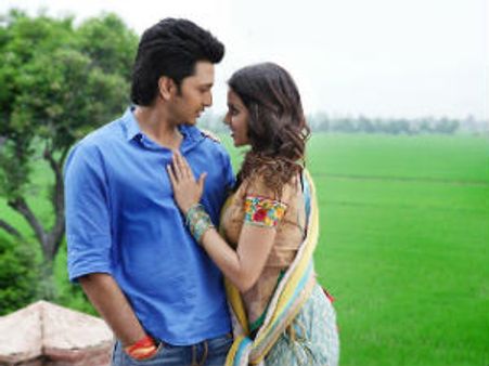 रितेश और जेनेलिया पहुंचे पुलिस के पास!