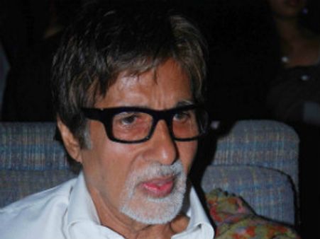 बिग बी से मिलने पहुंचे सहारा श्री, कहा पहले से बेहतर बच्चन