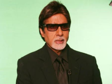 13 दिन बाद घर लौटे अमिताभ बच्चन