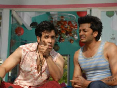 'क्या सुपर कूल हैं हम' पारिवारिक फिल्म नहीं हैः रितेश