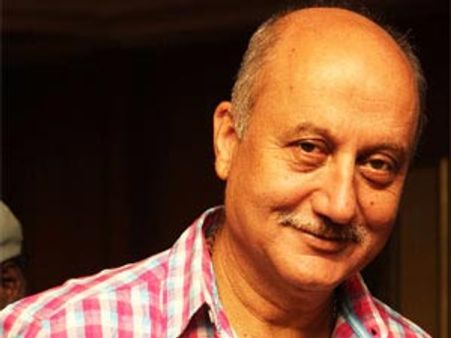 रॉबर्ट दी नीरो के लिए शॉर्ट फिल्म बनाएंगे अनुपम खेर