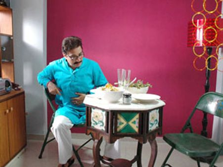 शेखर से मिलकर पुरानी यादें ताजा हो उठीः विनय पाठक