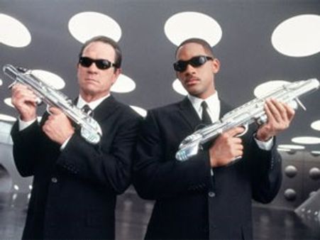 मैन इन ब्लैक के आगे बॉलिवुड फेल