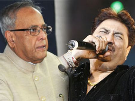 प्रणब दा ने की कुमार शानू की नई एल्बम लांच