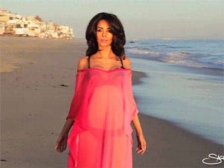 75 लाख लेकर मल्लिका फरार