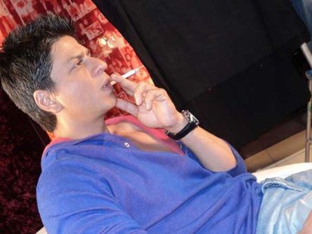 27 जुलाई को फिर होगी शाहरुख की सिगरेट पर सुनवाई