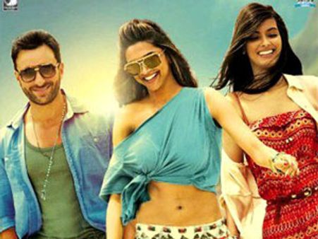 दोस्ती और प्यार का 'कॉकटेल': फिल्म रिव्यू