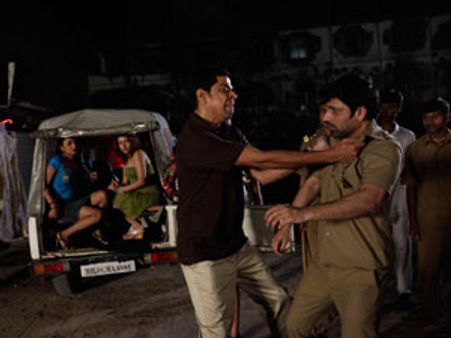 मुरली शर्मा को पुलिस ऑफिसर के किरदार से मिली पहचान