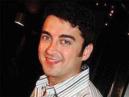 हां मैं डेटिंग पर हूं: जुगल हंसराज