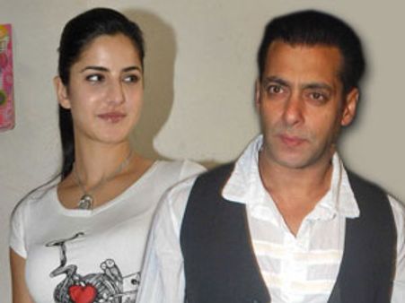 क्‍या सल्‍लू-कैट ने शादी कर ली?