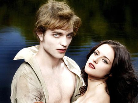 क्रिस्टीन के धोखे से हताश रॉबर्ट पैटिंसन ने छोड़ दिया घर