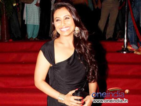 पहले ऑडी कार का गिफ्ट और अब डिनर डेट पर रानी और आदित्य