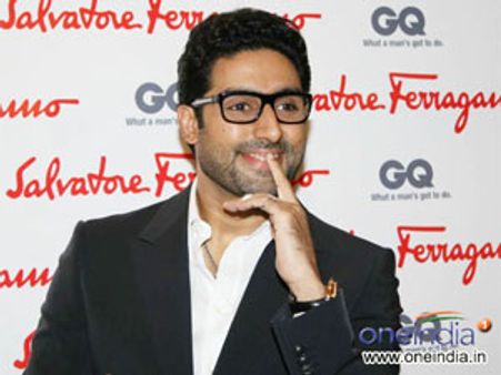 ऑडी के साथ अभिषेक मना रहे हैं 'बोल बच्चन' की सफलता