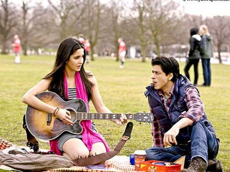 लद्दाख की वादियों में रोमांस करेंगे शाहरुख-कैटरीना