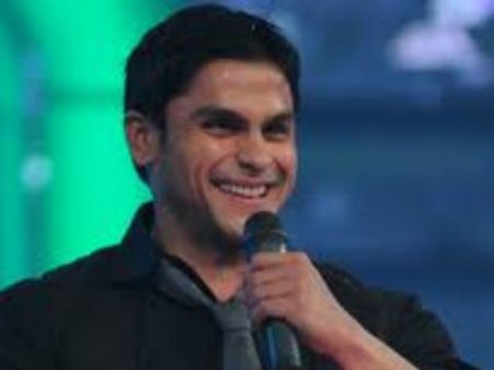 महेश भट्ट का विवादित बेटा राहुल बनेगा हीरो