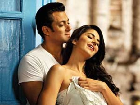 आमिर से मात्र 7 करोड़ दूर हैं टाईगर सलमान