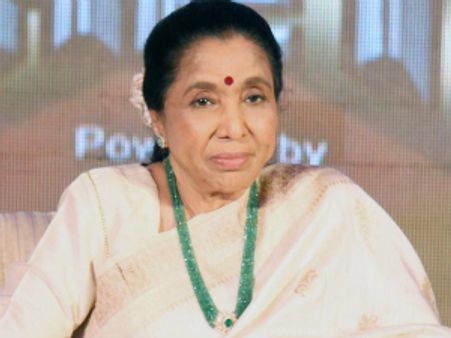 'सुरक्षेत्र' होगा आशा का बर्थडेगिफ्ट