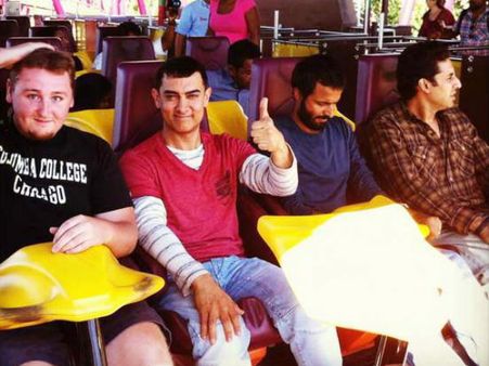 धूम 3 की शूटिंग पर आमिर अभिषेक के मजे़