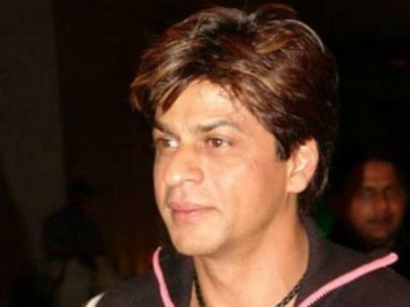 शाहरूख का जन्मदिन आज, दीजिये मुबारकबाद