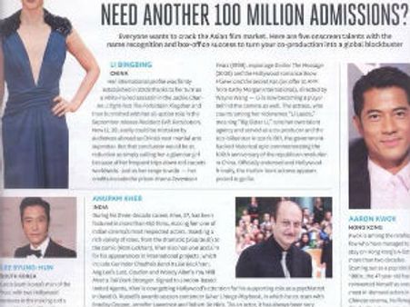 सिंगापुर पहुंचे अनुपम खेर