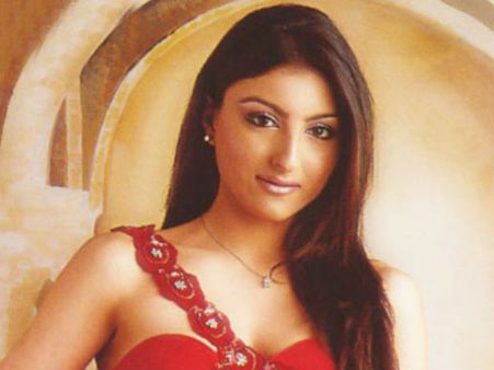 मस्ती खत्म, काम पर लौटे भईया-भाभी