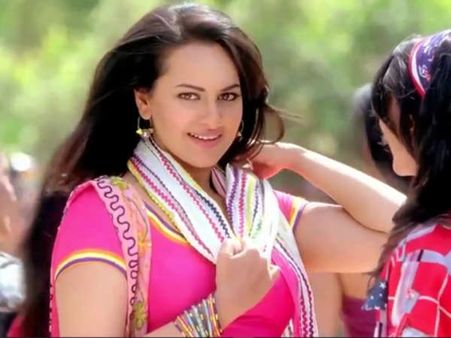 Pics: जानिये सोनाक्षी के लिए कौन से किरदार थे आसान