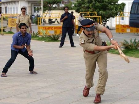 Pictures: आमिर ने कहा एक रात की कहानी है 'तलाश'